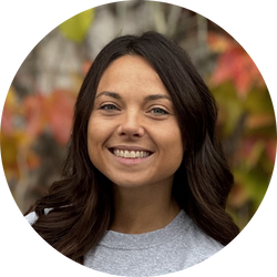 Headshot Linda Bastioni_250x250px